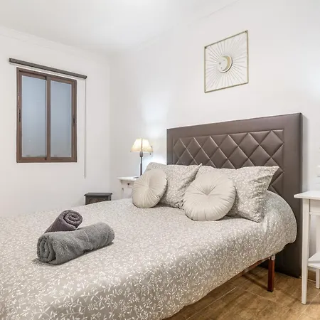 Amanecer Apartment *